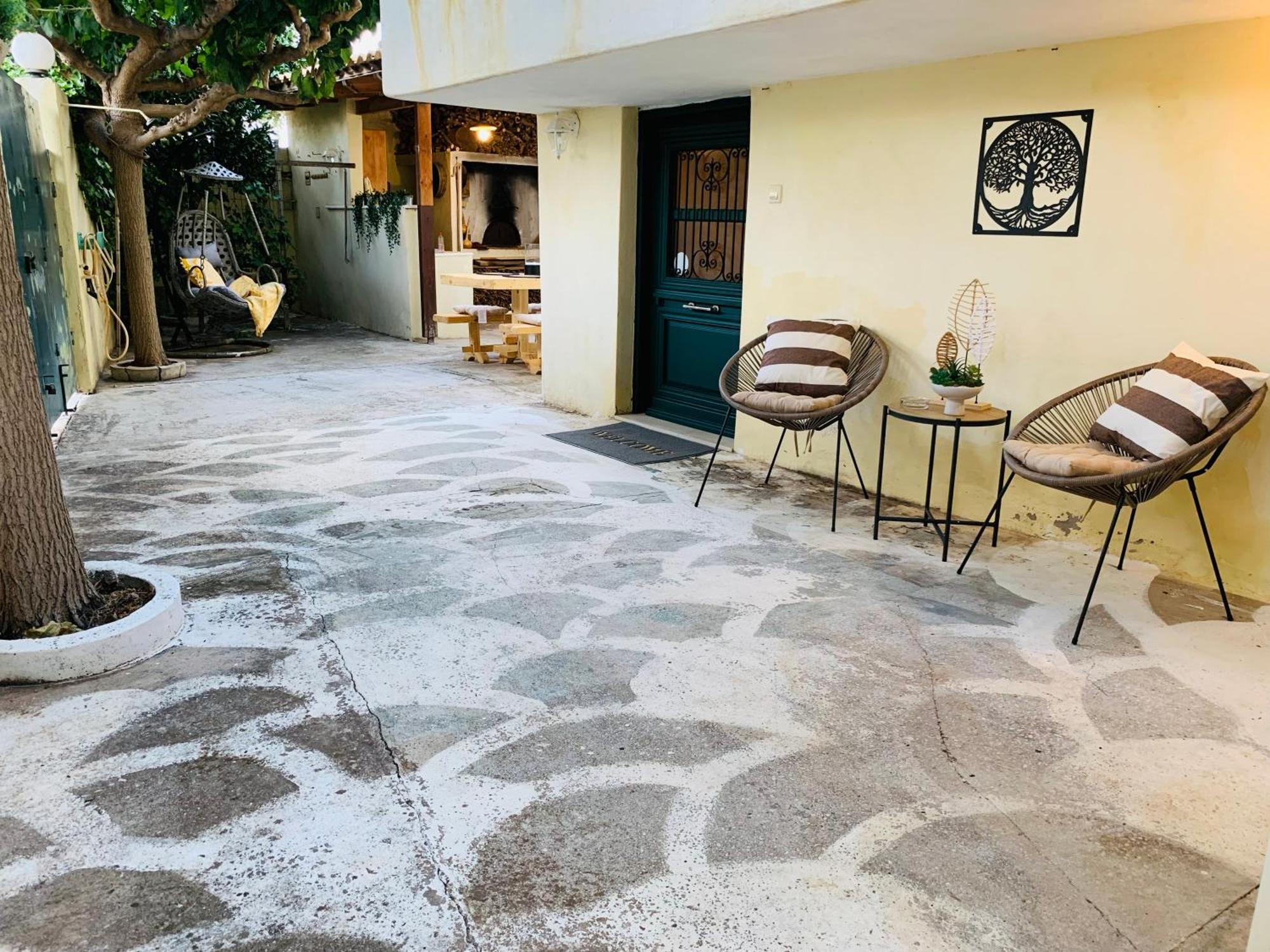 Airport Cottage House Artemida  Bagian luar foto