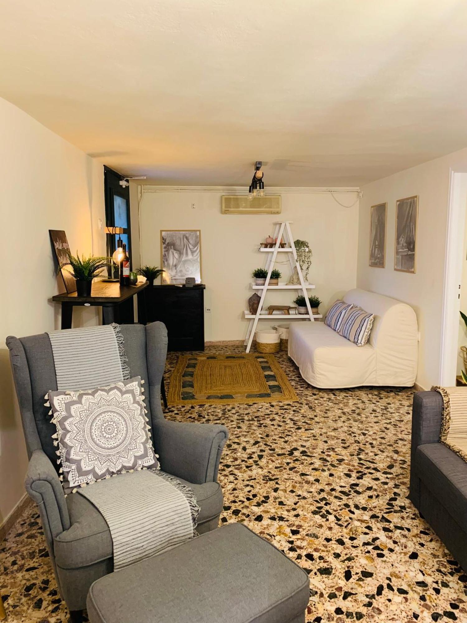 Airport Cottage House Artemida  Bagian luar foto
