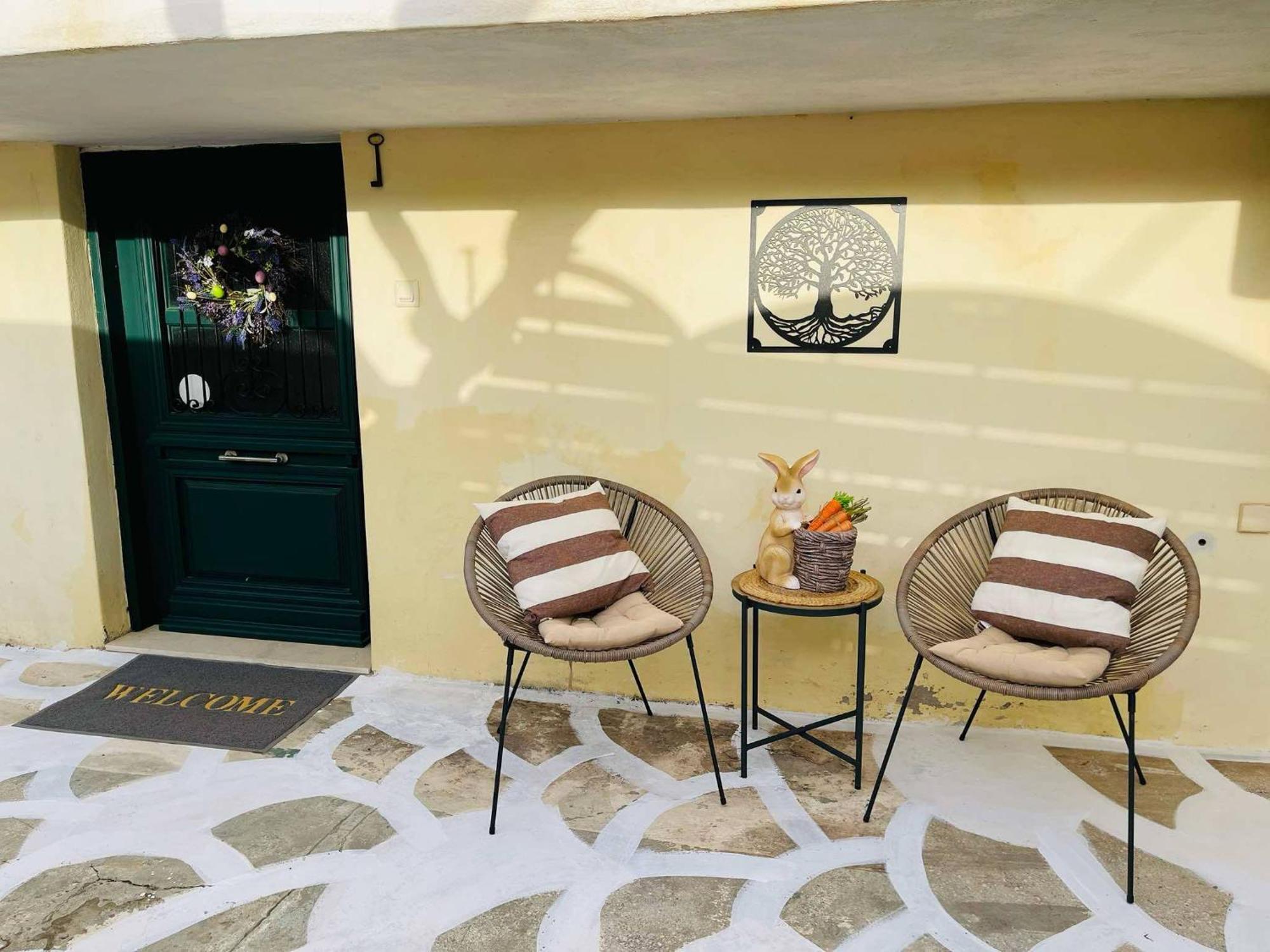 Airport Cottage House Artemida  Bagian luar foto